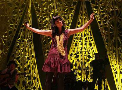 La cantante Julieta Venegas, durante su concierto del pasado miércoles en el Palacio Municipal de Congresos.