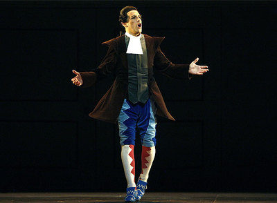 El tenor peruano Juan Diego Flórez durante un ensayo.