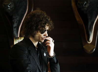 Enrique Bunbury, fotografiado ayer en Madrid antes de la entrevista.