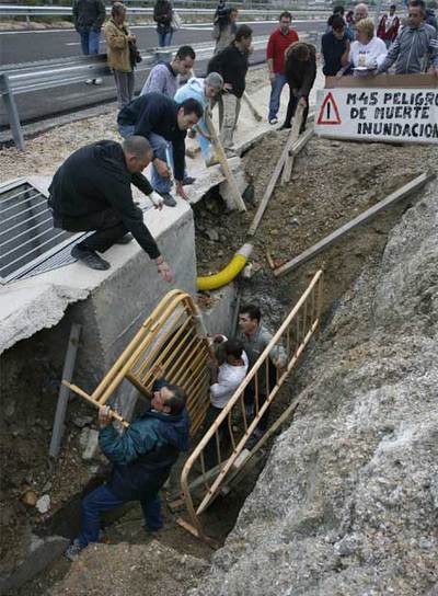 "No aguantamos ni una riada más"