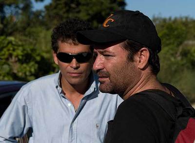 Vladimir Cruz (izquierda) y Jorge Perugorría, en un fotograma de  El cuerno de la abundancia. 