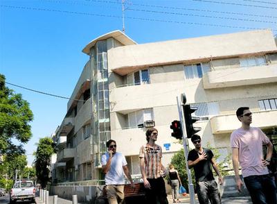 La casa Rubinsky&Braun, de 1932, de los arquitectos Joseph y Ze'ev Berlin (padre e hijo), situada en el número 82 del bulevar Rothschild de Tel Aviv.