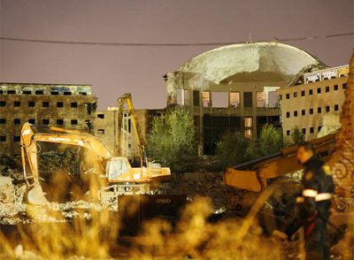 Estado de la cúpula de la prisión ayer por la noche.
