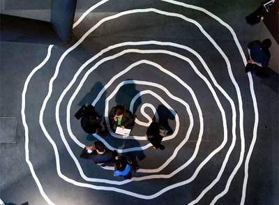 Recreación de las líneas de Nazca en Cosmocaixa, en la exposición  Tecnología comparada. 