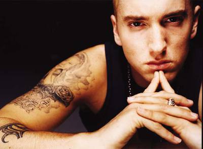 El  rapero  estadounidense Eminem, en 2002, año de publicación de su disco más exitoso,  The Eminem show. 
