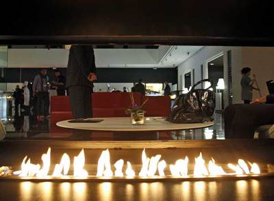 Recepción del nuevo hotel Hilton ubicado  junto al aeropuerto de Madrid.