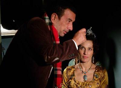 José Luis Garci dirige en  Sangre de mayo  a Natalia Millán.