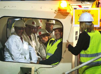 El Rey se pone el casco