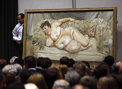 Subasta de  Benefits supervisor sleeping,  de Lucian Freud, que se vendió por 21,7 millones de euros en Christie's de Nueva York el pasado mes de mayo, sin alcanzar las previsiones.