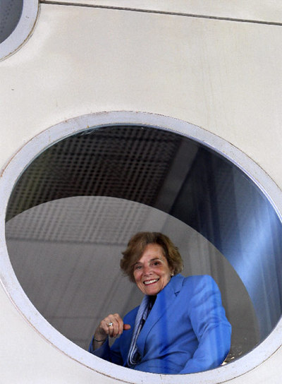 Sylvia Earle cree que hay que dar un respiro a las ostras.