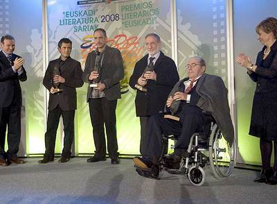 Emoción en los Premios Euskadi de Literatura