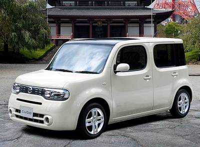 Tan clásico como vanguardista, el Cube muestra una carrocería cuadrada que no deja indiferente.