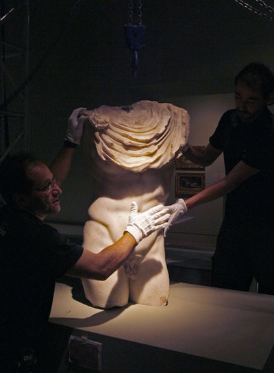 Montaje de  Meleagro,  de Itálica, que puede verse en Sevilla.