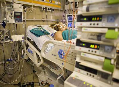 Las unidades de cuidados intensivos de los hospitales son los lugares donde es más fácil rnque los antibióticos pierdan efecto.