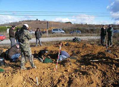 MÁS DE 100 FOSAS EN EL JUZGADO