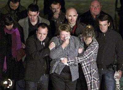 MILES DE PERSONAS DESPIDEN A URIA