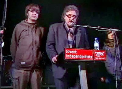 Joan Tardà, durante el mitin en el que gritó 