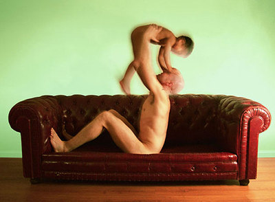 Fotografía de Alexis W del proyecto  La ventana indiscreta  con el que acude todos los años a la calle Pelayo de Madrid.