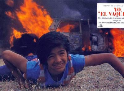 Fotografía pormocional de la película  El Vaquilla , de José Antonio de la Loma, imagen que resume toda una época.