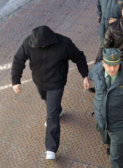 Antonio Sánchez Serrano,  Pitoño,  al entrar al juzgado.