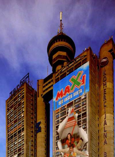 La Puerta del Oeste, o Torre Genex