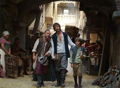 Televisión Española se atreve con el género de capa y espada con  Águila Roja.  