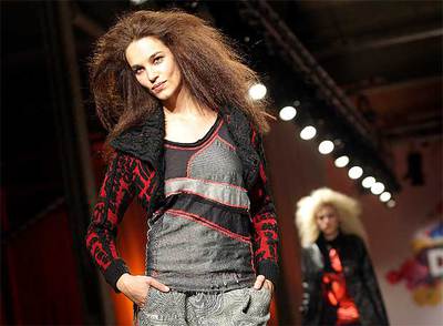 Desfile inaugural, ayer, del Bread & Butter, de la marca Desigual.