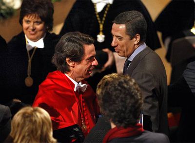 AZNAR AFIRMA QUE ESPAÑA VA MUY MAL