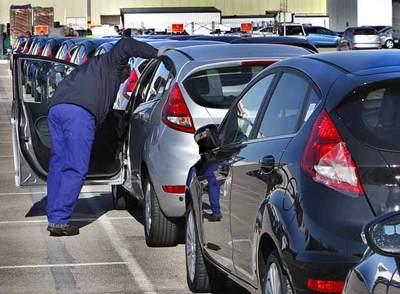 Vehículos del nuevo modelo de Fiesta, fabricados en la factoría Ford de Almussafes (Valencia).