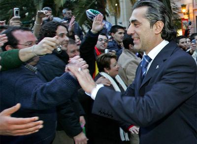 Sergio Scaloriolo festeja la Copa del Rey ganada con el Unicaja en 2005.