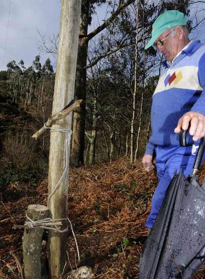 Un tendido eléctrico del siglo XXI en A Mariña