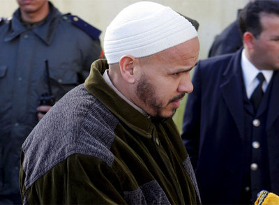 Hassan el Haski, ayer, a su llegada al tribunal antiterrorista de Salé.