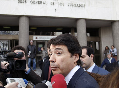 GONZÁLEZ, ANTE EL JUEZ