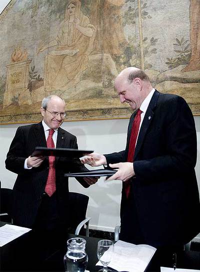 Cada alumno con un PC táctil