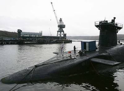 El submarino británico  Vanguard,  en la base de Faslane (Escocia) en diciembre de 2006.