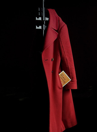 La portabilidad y el precio del libro de bolsillo  son puntos a su favor en la antesala de la lectura digital.