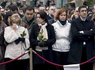 López: "Acabar con ETA es el objetivo prioritario"