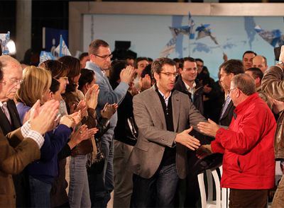 Feijóo insta a los dependientes a denunciar a la Xunta