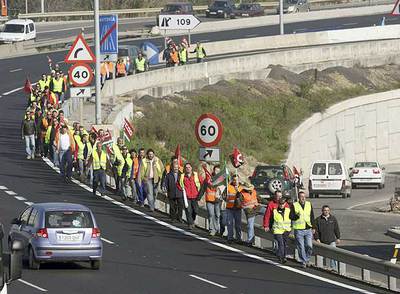 Marcha contra los despidos temporales en Acerinox