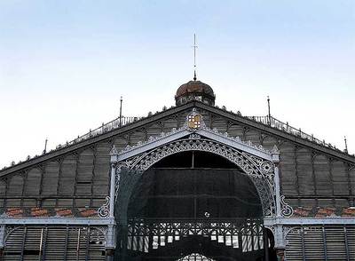 El deterioro de la estructura del Born retrasa su reapertura al 2012