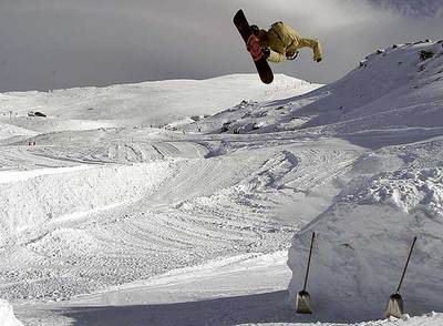 Práctica de  snowboard  en Sierra Nevada.