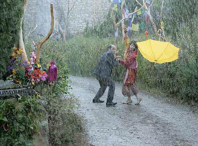 Jean-Pierre Bacri y Pascale Arbillot, en un fotograma de  Háblame de la lluvia. 