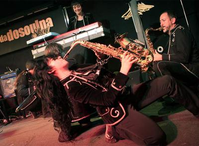 El grupo Alamedadosoulna en su actuación de ayer en la sala Galileo Galilei, donde repiten esta noche.