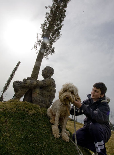   El corazón de los árboles,   una instalación de Jaume Plensa en el Parque Sur Fuentelucha, Alcobendas. rnrnEl Museo de los Bonsáis de Alcobendas.
