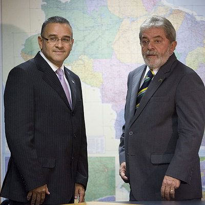 Mauricio Funes (izquierda) se reunió ayer con Lula en São Paulo.