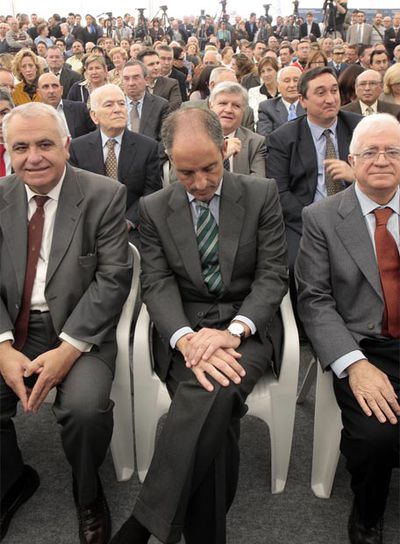 El PP se esfuerza por arropar a Camps