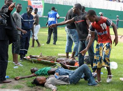 Al menos 19 muertos por una avalancha en un estadio de Costa de Marfil