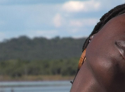 Fotograma de  Tanyaradzwa , o novo filme de Alberte Pagán.