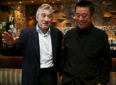 Robert de Niro, con Nobuyuki Matsuhisa, ayer en Moscú.