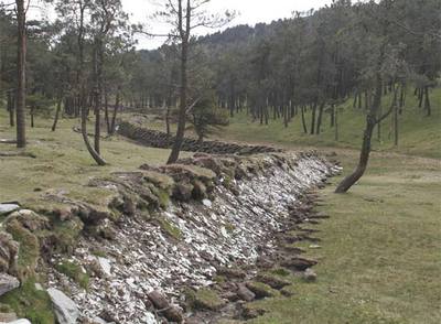 Un muro en Mondoñedo para separar a dos aldeas enfrentadas